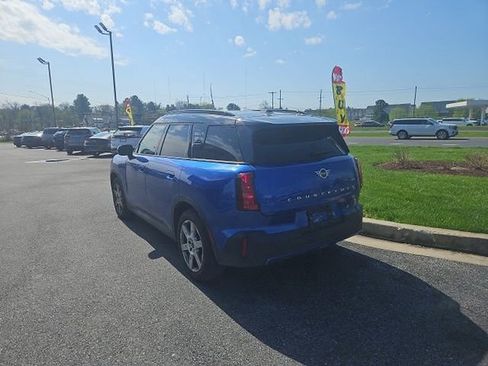 Used 2025 MINI Cooper Countryman S w/ Comfort Package Max image 2