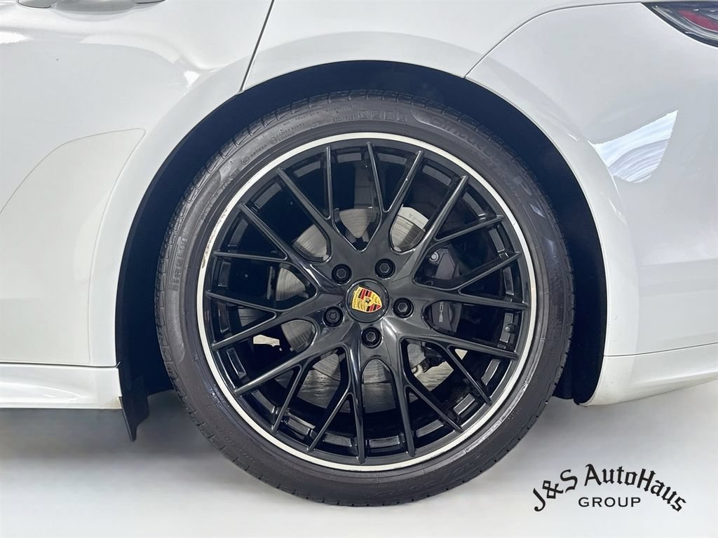 Used 2023 Porsche Panamera Platinum Edition RWD image 40