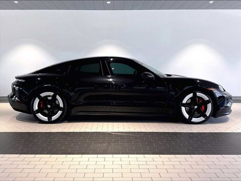 Used 2025 Porsche Taycan 4S AWD/4WD image 11