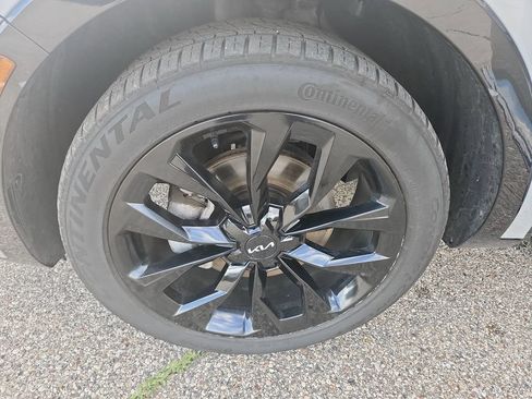 Used 2023 Kia Sorento SX FWD image 28