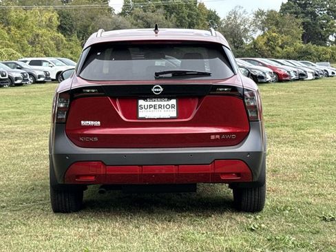 New 2026 Nissan Kicks SR w/ SR Premium Package image 4