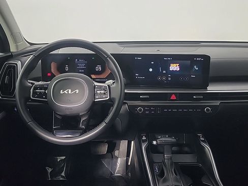 Used 2025 Kia Sorento EX w/ Panoramic Sunroof Package image 23