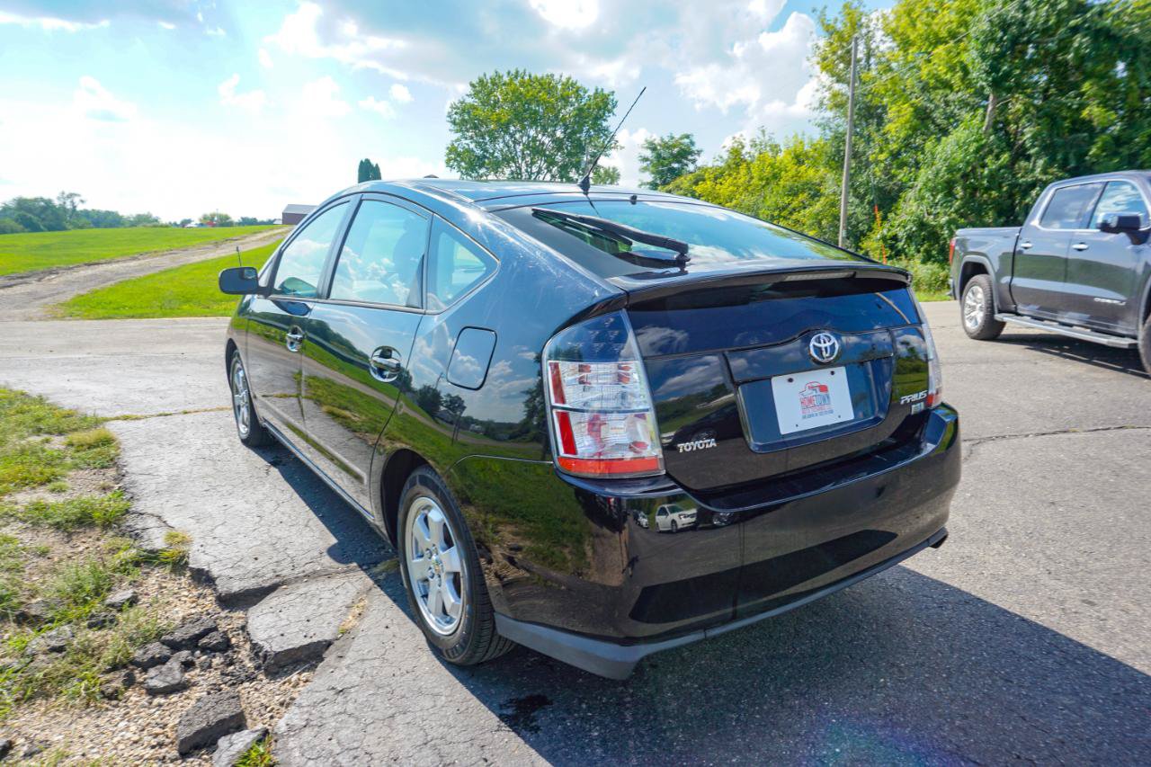 Used 2005 Toyota Prius FWD image 6