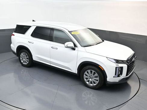 Used 2025 Hyundai Palisade SE image 15