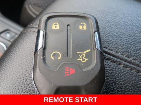 Used 2022 GMC Terrain SLE w/ Driver Convenience Package image 36