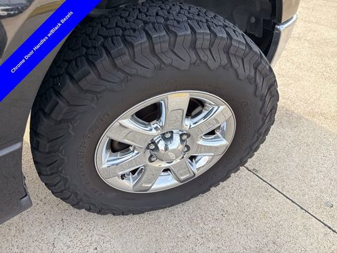 Used 2013 Ford F150 XLT w/ XLT Chrome Pkg AWD/4WD image 16