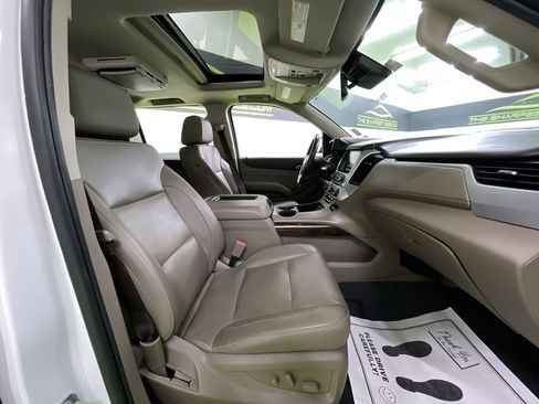 Used 2020 GMC Yukon XL SLT image 22