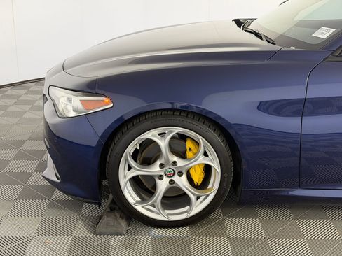 Used 2021 Alfa Romeo Giulia Ti Sport image 11