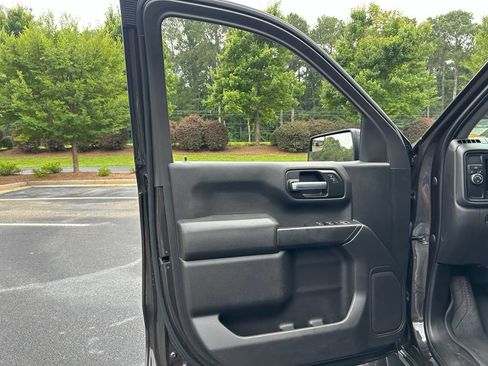 Used 2021 Chevrolet Silverado 1500 Custom RWD image 41