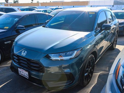 Used 2024 Honda HR-V Sport image 2