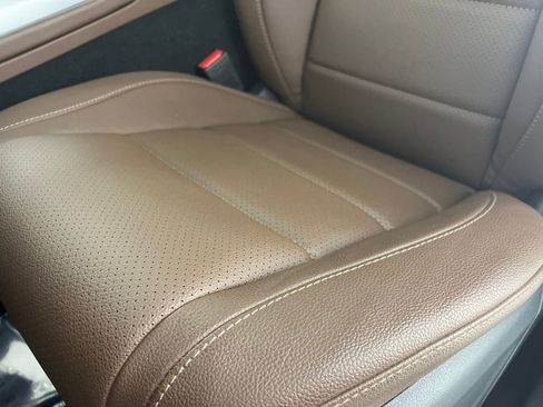 Certified 2024 Mercedes-Benz GLS 450 4MATIC image 29