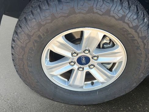 Used 2020 Ford F150 XLT image 9