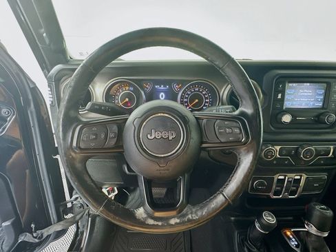 Used 2018 Jeep Wrangler Unlimited Sport S AWD/4WD image 11