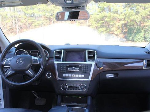 Used 2013 Mercedes-Benz ML 350 4MATIC image 12