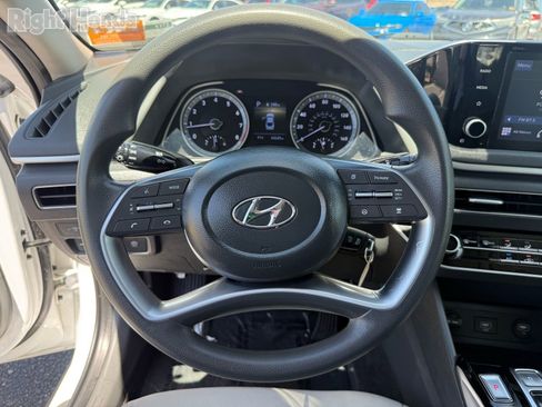 Used 2023 Hyundai Sonata SE FWD image 16