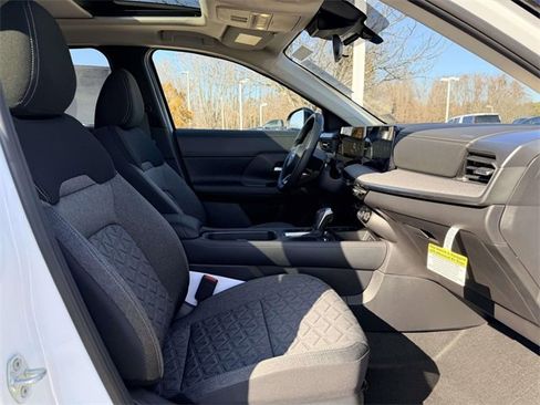 New 2026 Nissan Kicks SV w/ SV Premium Package image 10