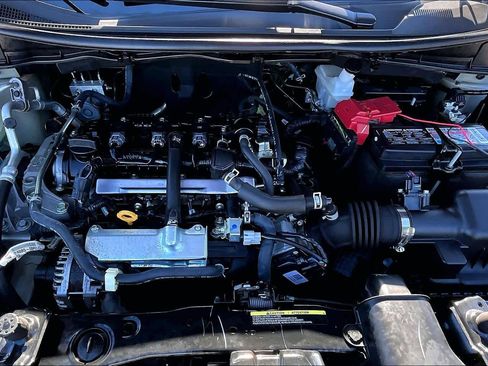 Used 2024 Nissan Versa SV w/ Trunk Package image 32