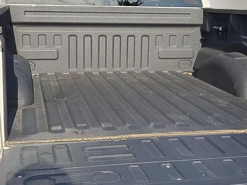 Used 2019 Ford F150 Lariat AWD/4WD image 8