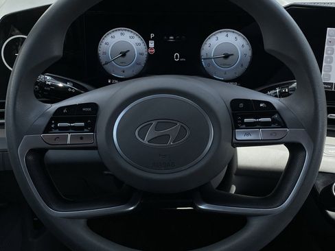 Used 2024 Hyundai Elantra SEL image 12