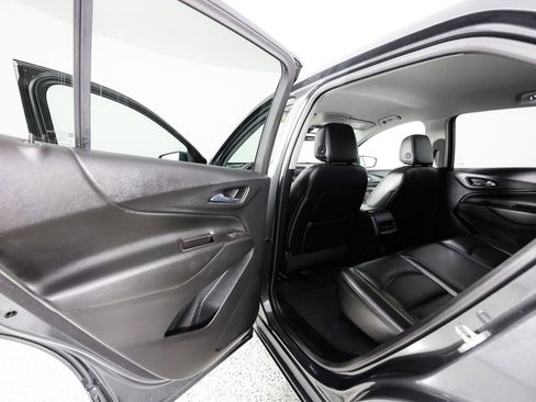 Used 2021 Chevrolet Equinox LT image 16