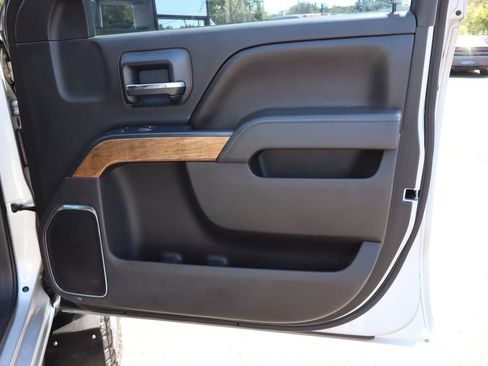 Used 2015 Chevrolet Silverado 2500 LTZ w/ Snow Plow Prep Package AWD/4WD image 19