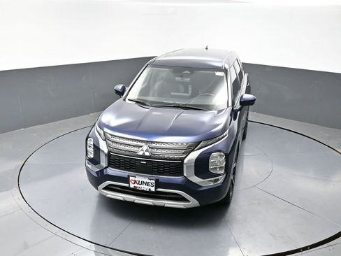 Used 2024 Mitsubishi Outlander SE image 46