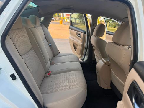 Used 2017 Nissan Altima 2.5 S w/ Power Driver Seat Package FWD image 19