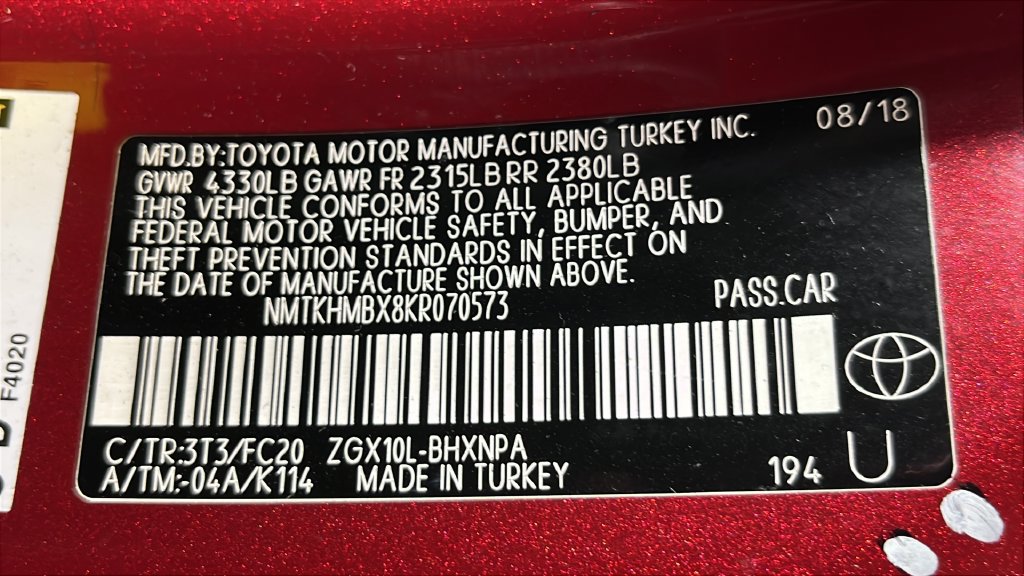 Used 2019 Toyota C-HR LE FWD image 39