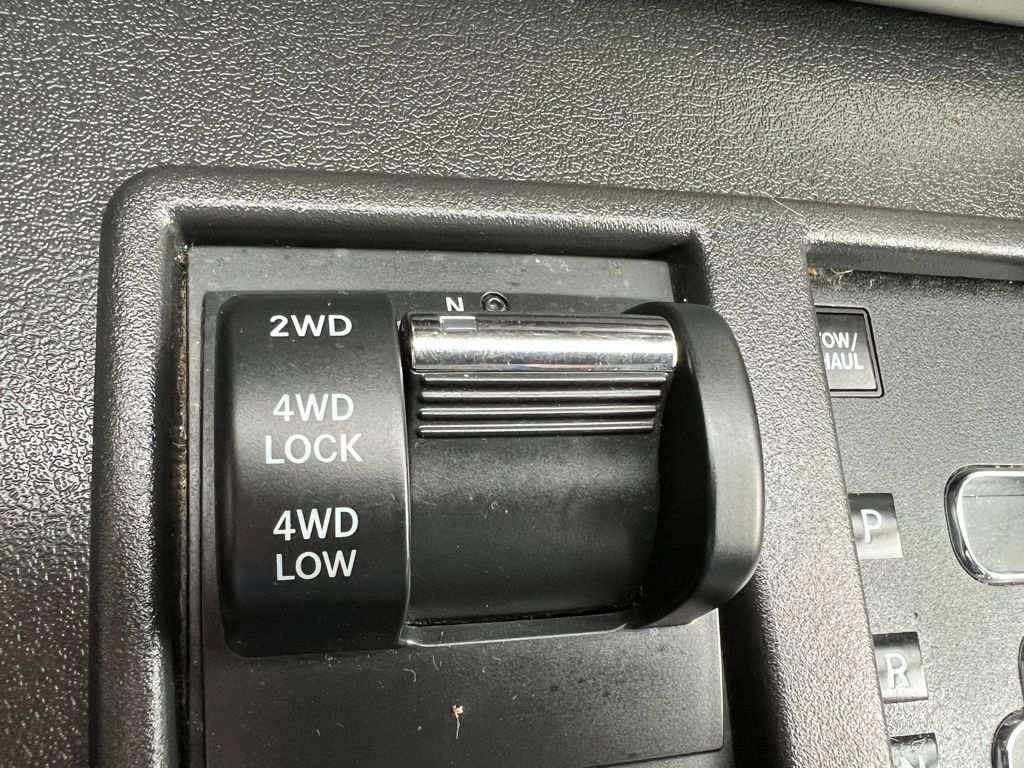 Used 2012 Jeep Liberty Sport AWD/4WD image 37