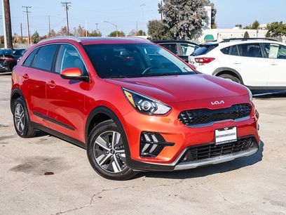 Used 2022 Kia Niro LXS