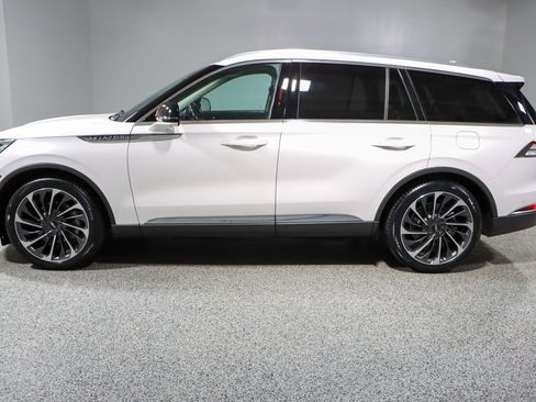 Used 2021 Lincoln Aviator Reserve w/ Equipment Group 201A image 10