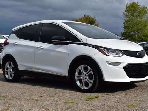 Used 2020 Chevrolet Bolt LT image 3