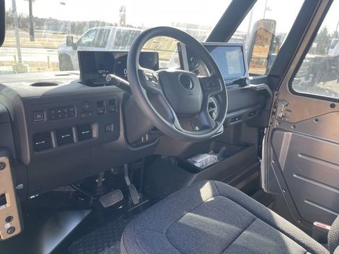 Used 2023 Chevrolet Brightdrop 600 w/ Active Safety Package 2 image 17