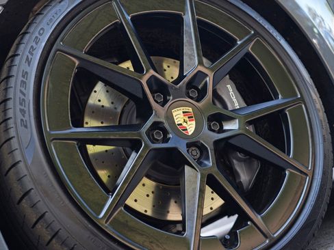 Used 2025 Porsche 911 Carrera w/ Premium Package RWD image 61