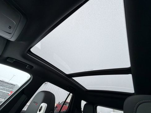 New 2026 GMC Terrain AT4 w/ Convenience Package III image 19