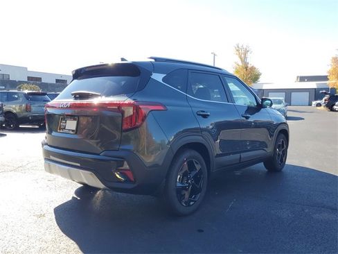 New 2026 Kia Seltos EX image 4