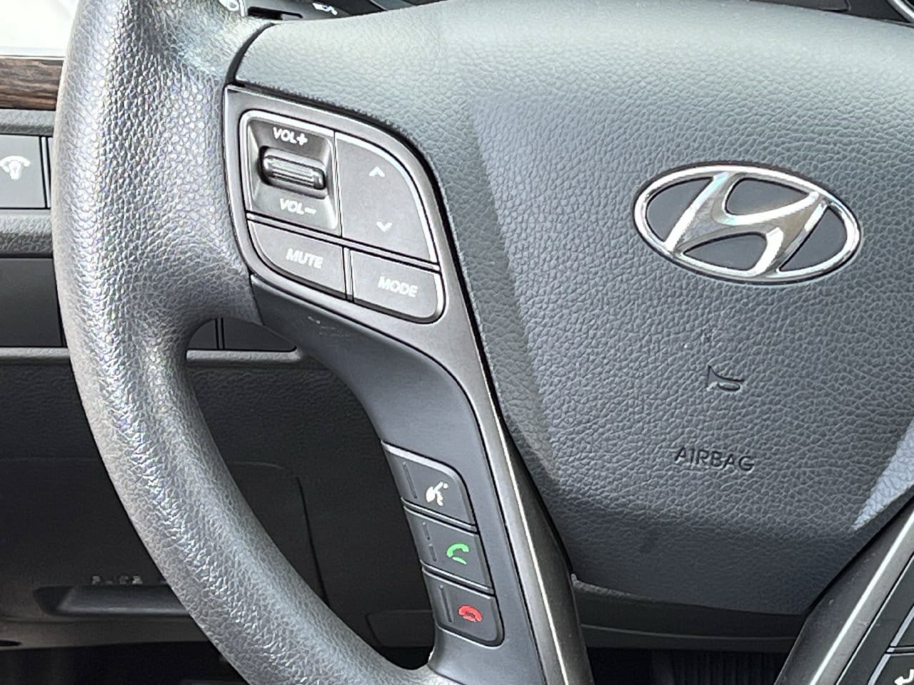 Used 2017 Hyundai Santa Fe Sport FWD image 12