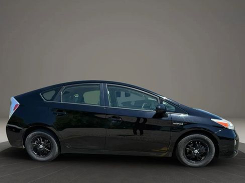Used 2015 Toyota Prius Two FWD image 5