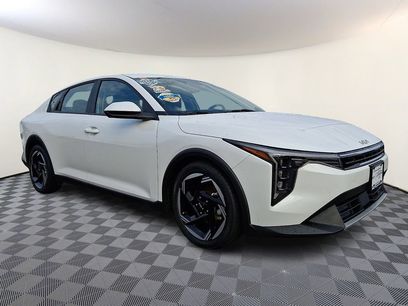 Certified 2025 Kia K4 EX