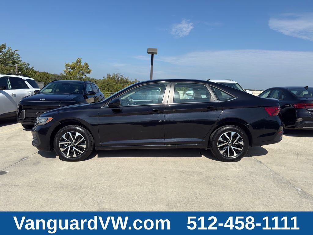 Used 2024 Volkswagen Jetta S FWD image 8