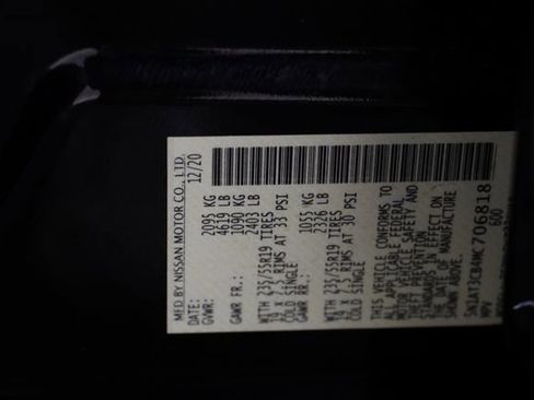 Used 2021 Nissan Rogue SL w/ Premium Package image 25