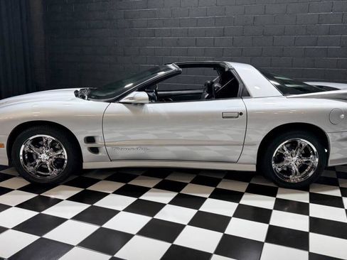 Used 2002 Pontiac Firebird Trans Am image 9