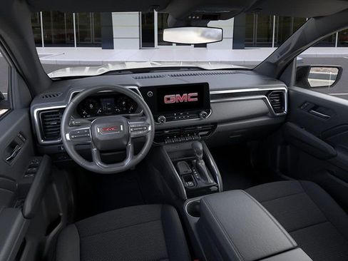 New 2026 GMC Canyon Elevation w/ LPO, Black Badging Package RWD image 15