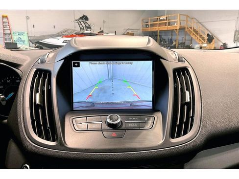 Used 2019 Ford Escape SE image 20