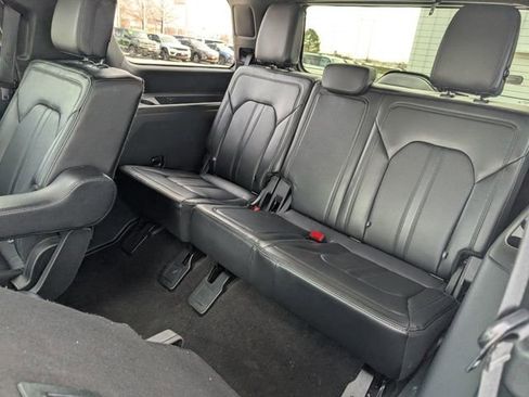 Used 2021 Ford Expedition Limited image 17
