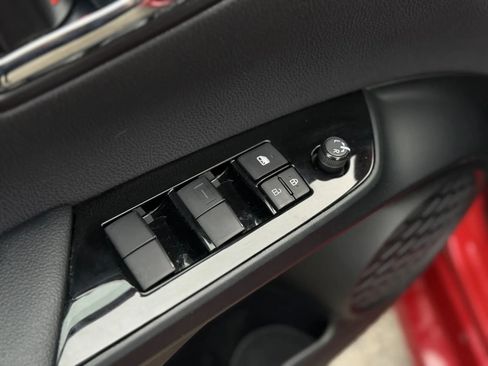 Used 2022 Toyota Prius Limited image 24