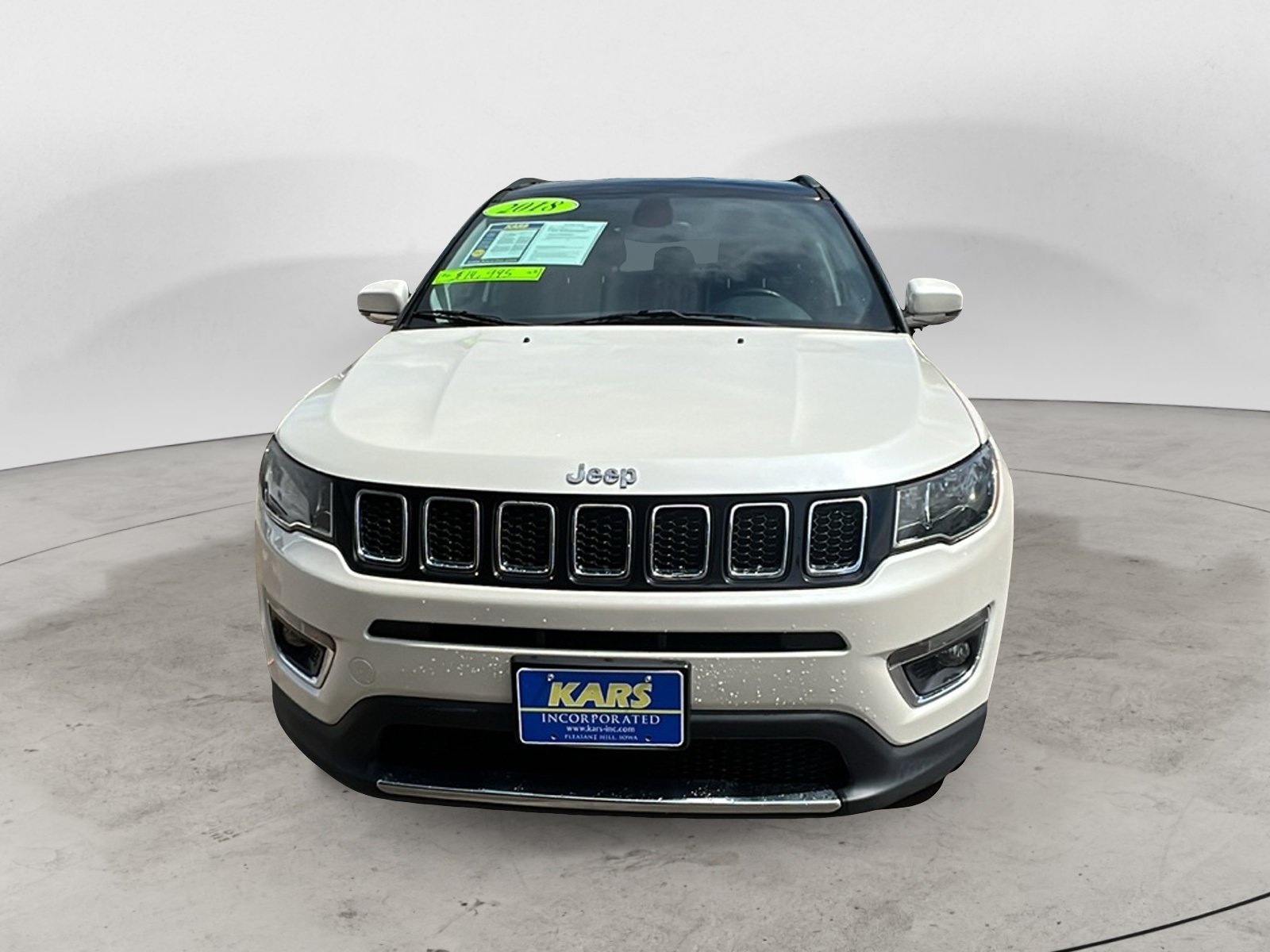 Used 2018 Jeep Compass Limited w/ Navigation Group AWD/4WD image 2