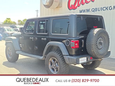 Used 2018 Jeep Wrangler Unlimited Sport S AWD/4WD image 5