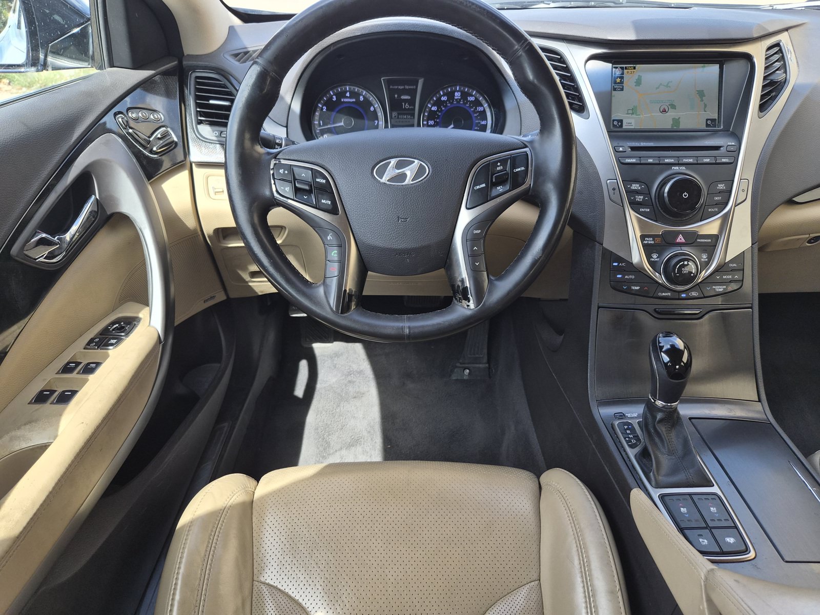 Used 2013 Hyundai Azera w/ Technology Pkg FWD image 10