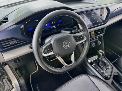 Used 2023 Volkswagen Taos SE w/ Panoramic Sunroof Package AWD/4WD image 24